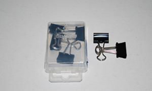 Image de Pin en papier Bulldog Noir 19mm - Mintra - 94368