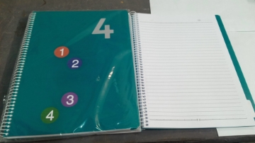 Agrandir l'image de Cahier à Spirale Plastique A4, 4 Intercalaires, 160 Feuilles BE Image de Cahier à Spirale Plastique A4, 4 Intercalaires, 160 Feuilles BE